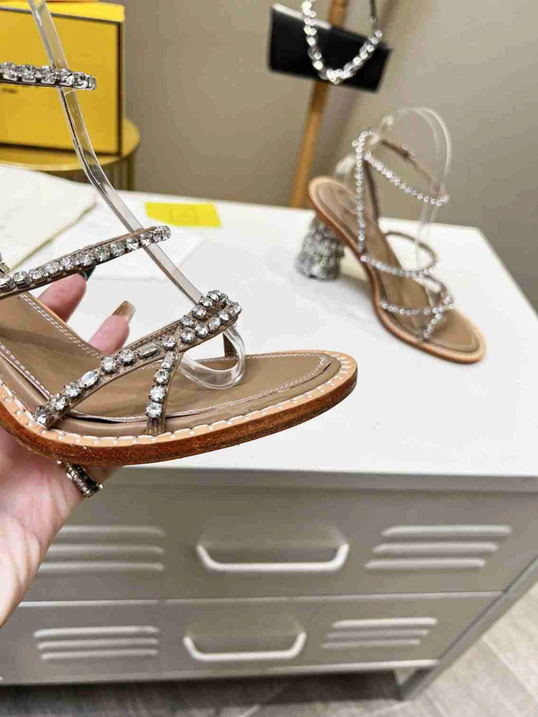 Japonisme Style Diamond Chain Luxury Design Tassels Chunky Leather Heel Ladies Sandals